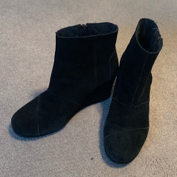 TOMS Women’s Wedge Booties - Picture 2 of 10